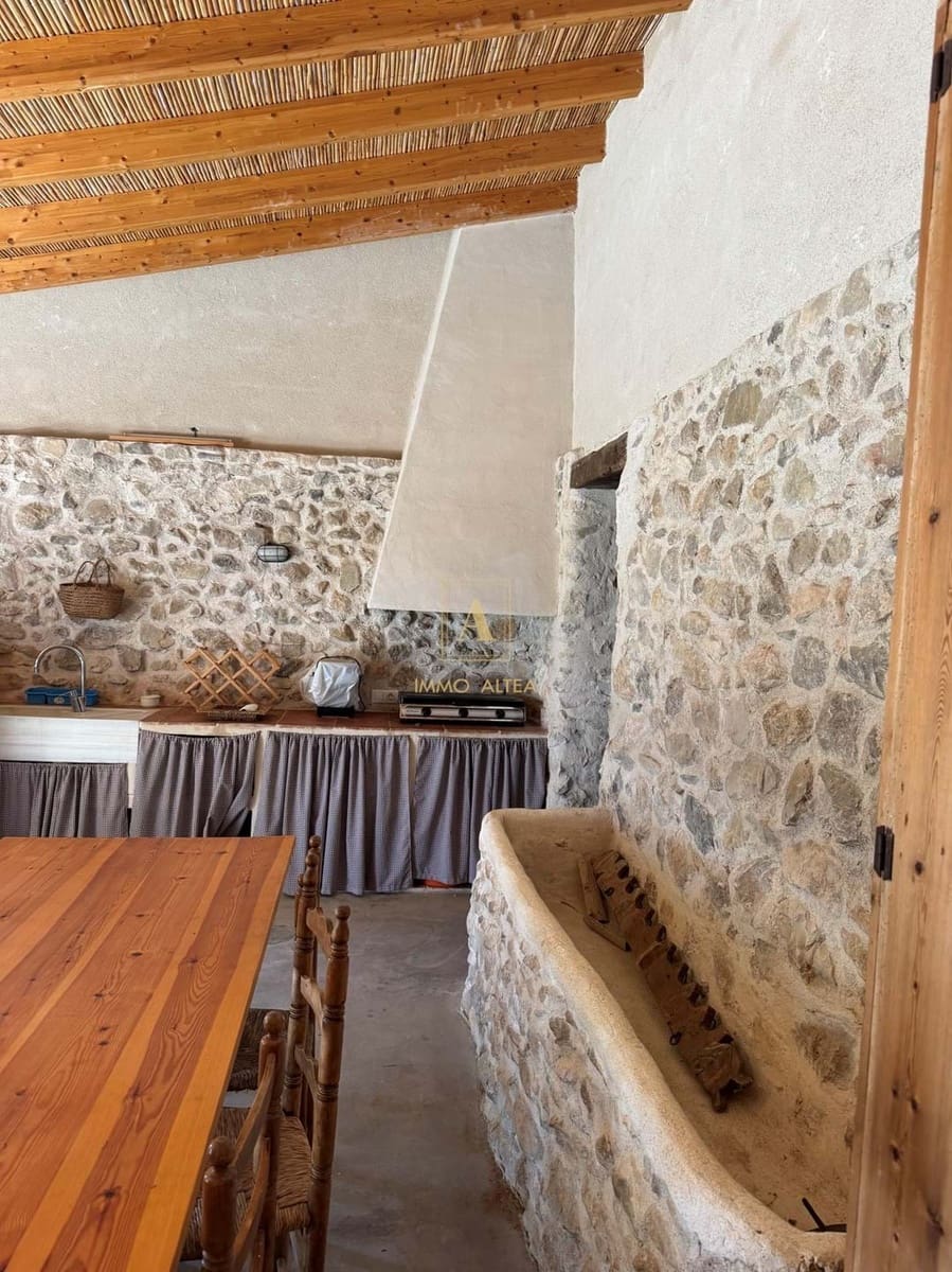 Finca/Country House for sale in Relleu with garage - € 800,000 (Ref: 9308742)