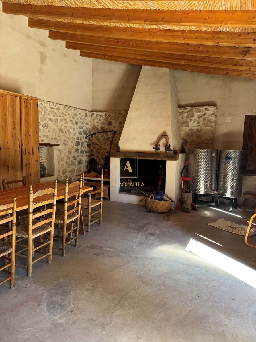 Finca/Country House for sale in Relleu with garage - € 800,000 (Ref: 9308742)