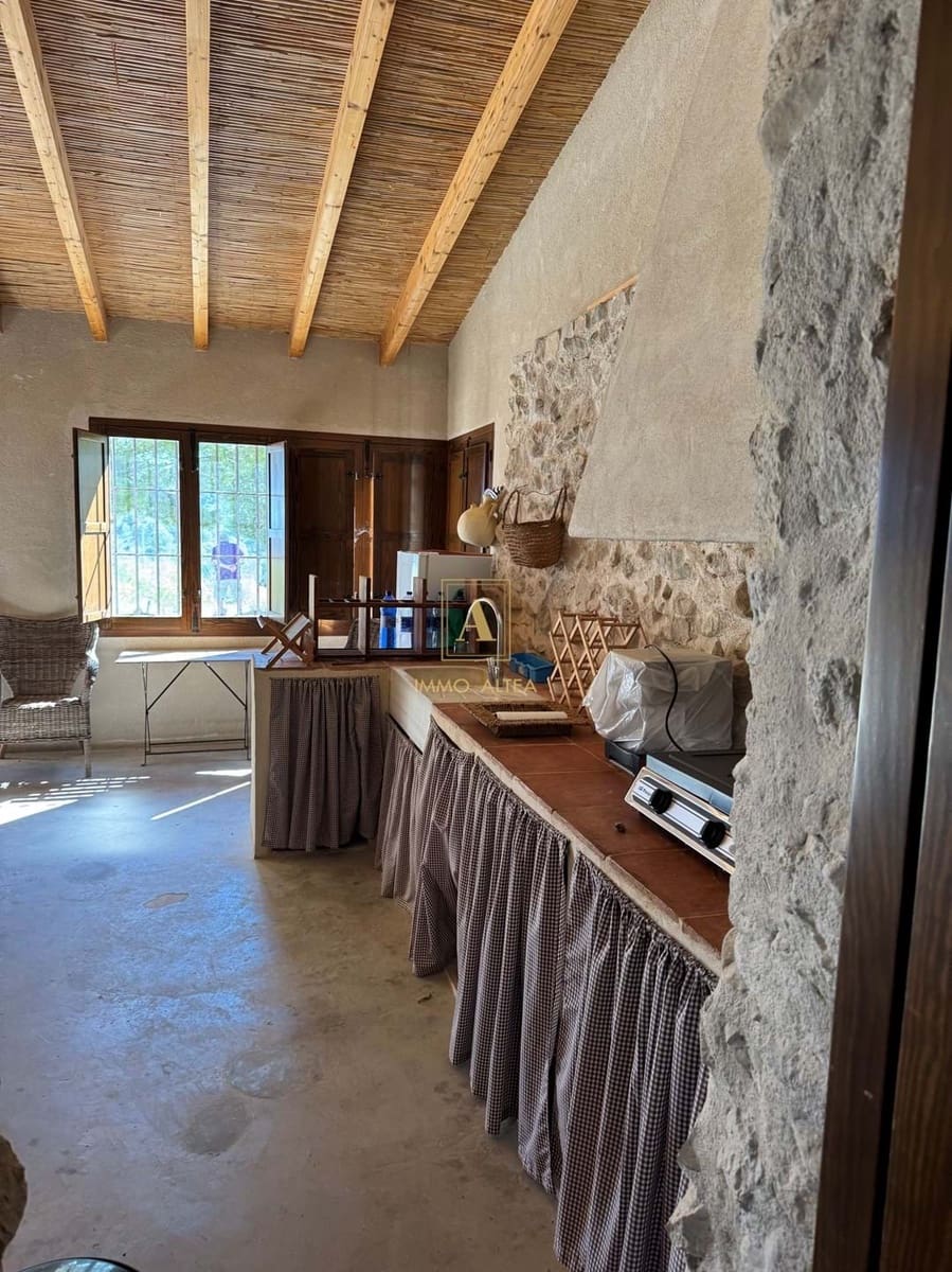 Finca/Country House for sale in Relleu with garage - € 800,000 (Ref: 9308742)