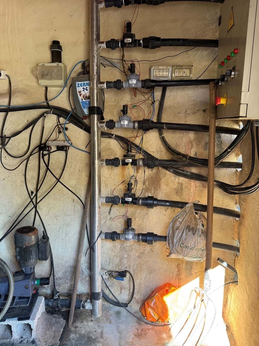 Finca/Country House for sale in Relleu with garage - € 800,000 (Ref: 9308742)