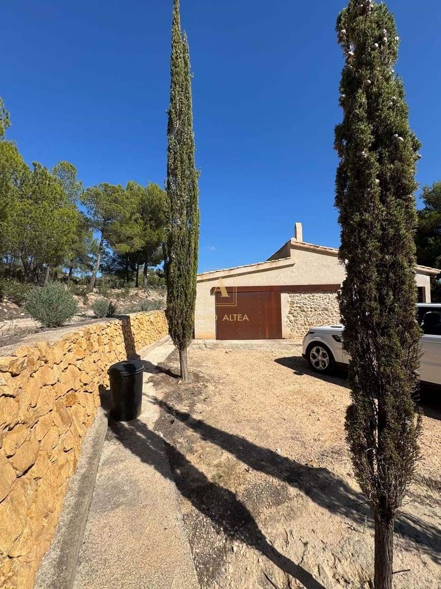 Finca/Country House for sale in Relleu with garage - € 800,000 (Ref: 9308742)