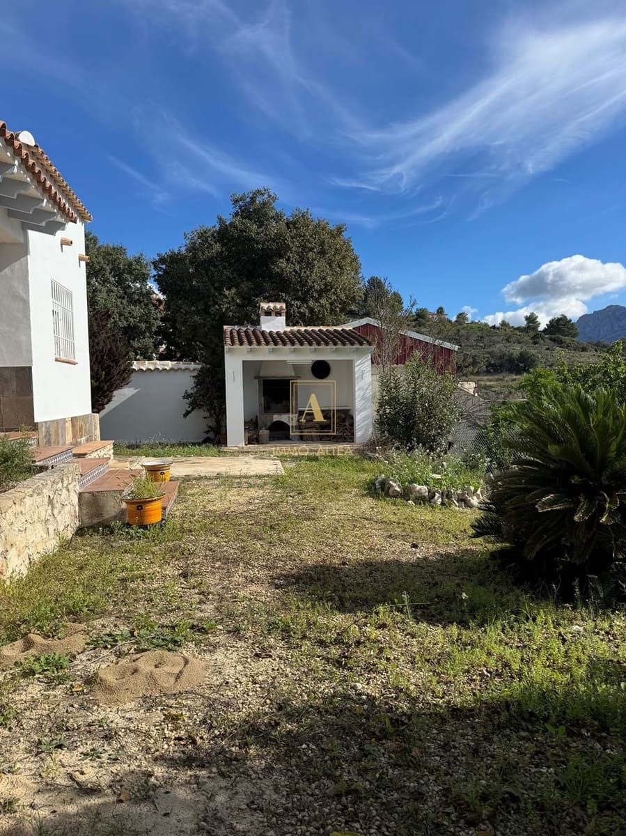 4 chambre Finca/Maison de Campagne à vendre à Tarbena avec garage - 310 000 € (Ref: 9369119)