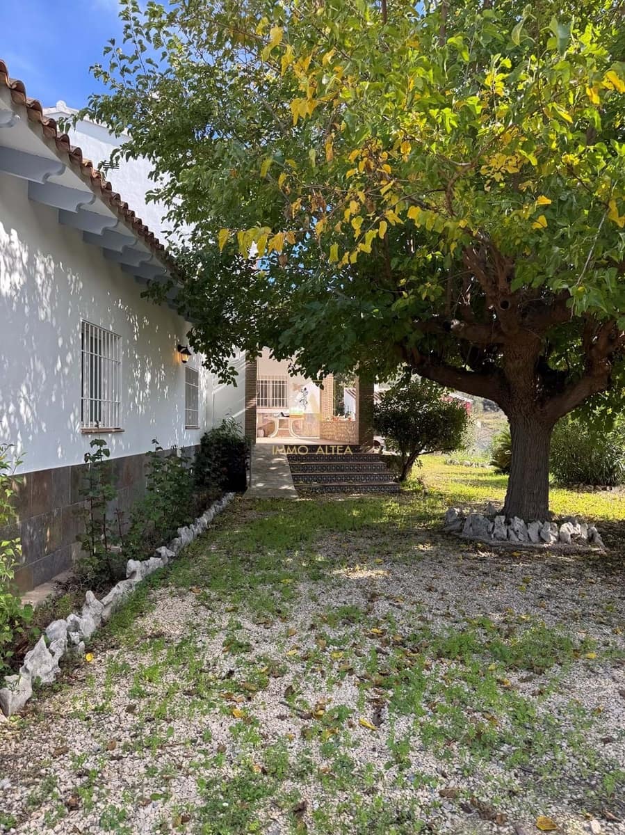 4 chambre Finca/Maison de Campagne à vendre à Tarbena avec garage - 310 000 € (Ref: 9369119)