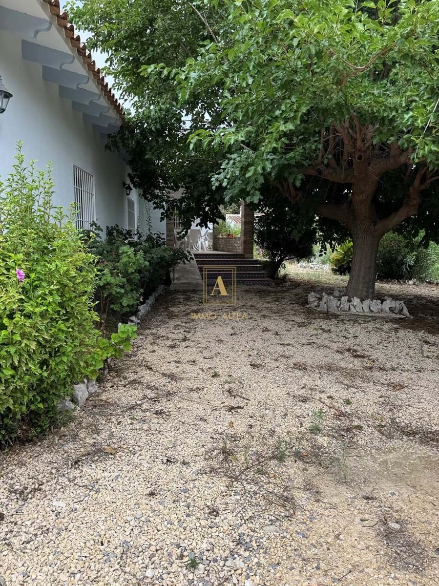 4 chambre Finca/Maison de Campagne à vendre à Tarbena avec garage - 310 000 € (Ref: 9369119)