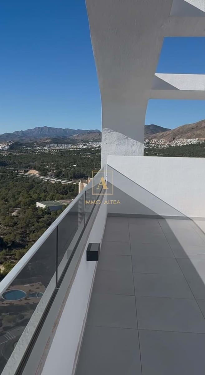 3 quarto Penthouse para venda em Benidorm com piscina garagem - 800 000 € (Ref: 9455676)