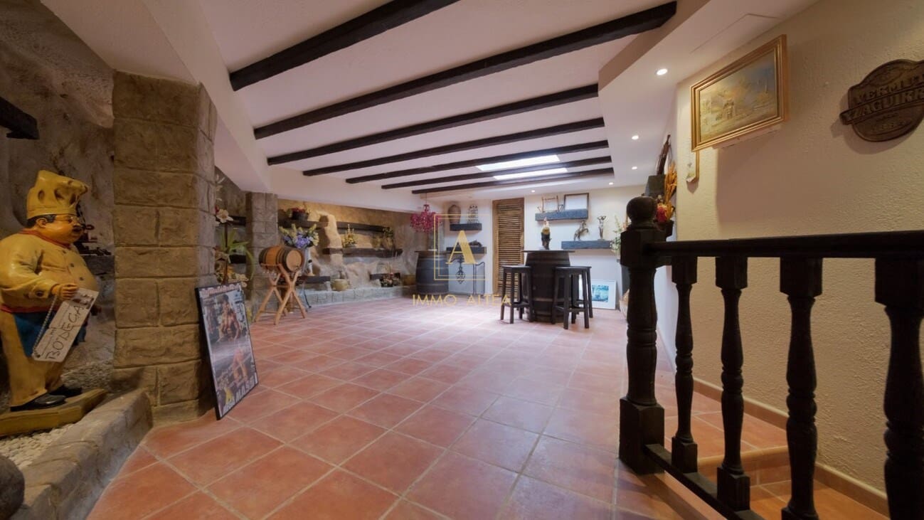 6 camera da letto Villa in vendita in Alicante citta - 2.400.000 € (Rif: 9566836)