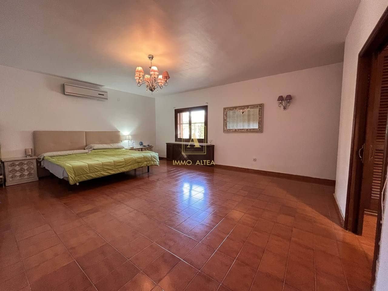 4 camera da letto Villa in vendita in Alicante citta - 995.000 € (Rif: 9566838)