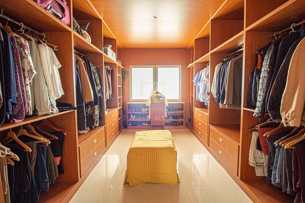 6 slaapkamer Villa te koop in Alicante stad met zwembad - € 2.100.000 (Ref: 9566840)