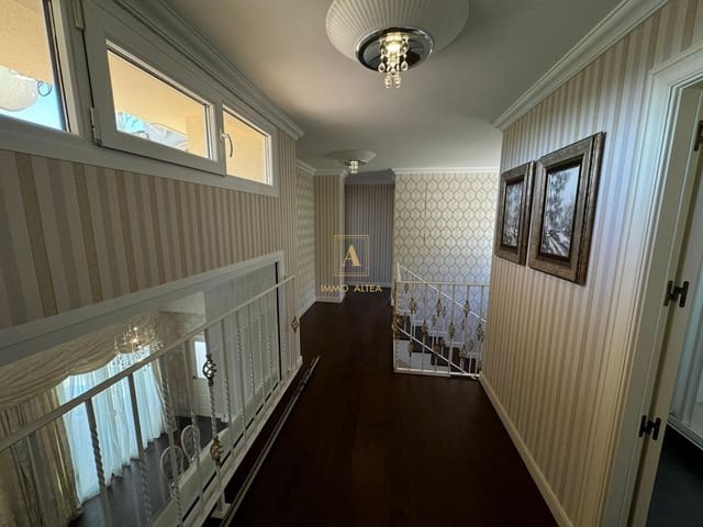 4 makuuhuone Huvila myytävänä paikassa Altea mukana uima-altaan - 1 450 000 € (Ref: 9566842)