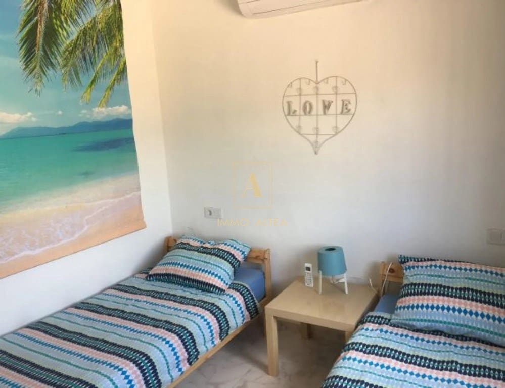 Chalet de 8 habitaciones en Alicante / Alacant ciudad en venta con garaje - 1.100.000 € (Ref: 9566843)