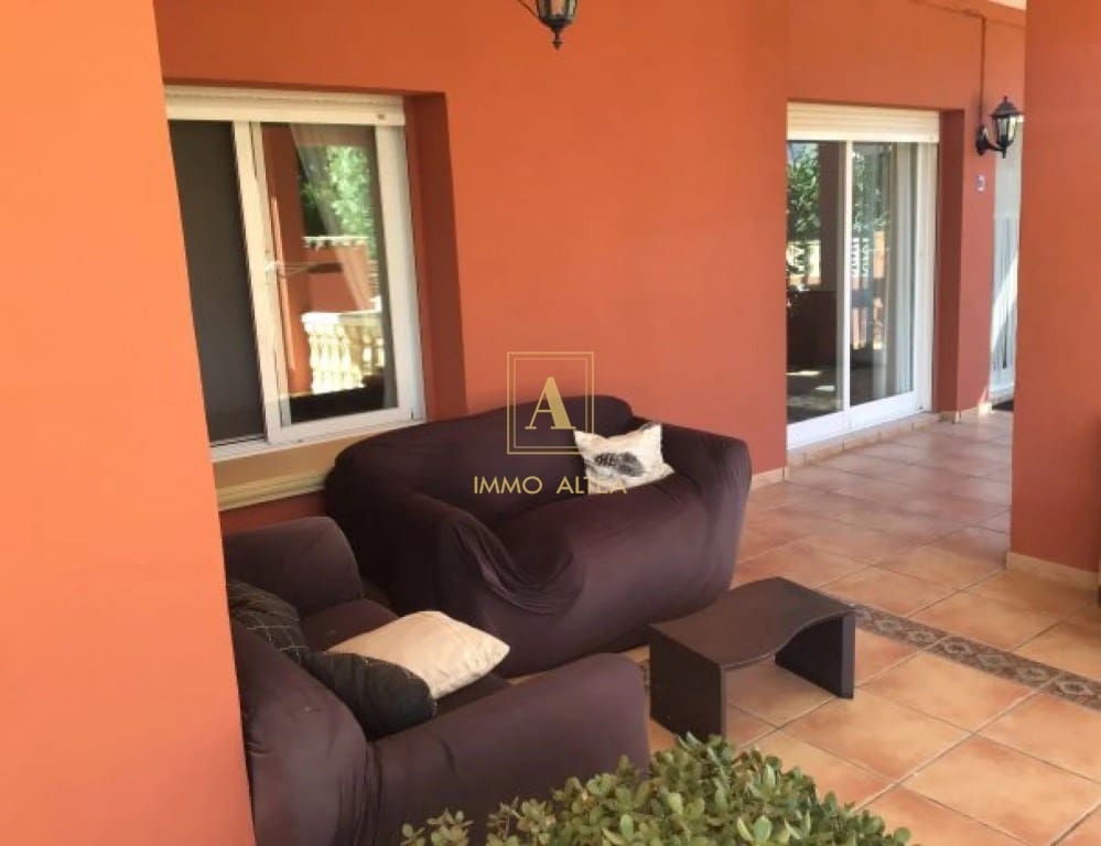 Chalet de 8 habitaciones en Alicante / Alacant ciudad en venta con garaje - 1.100.000 € (Ref: 9566843)