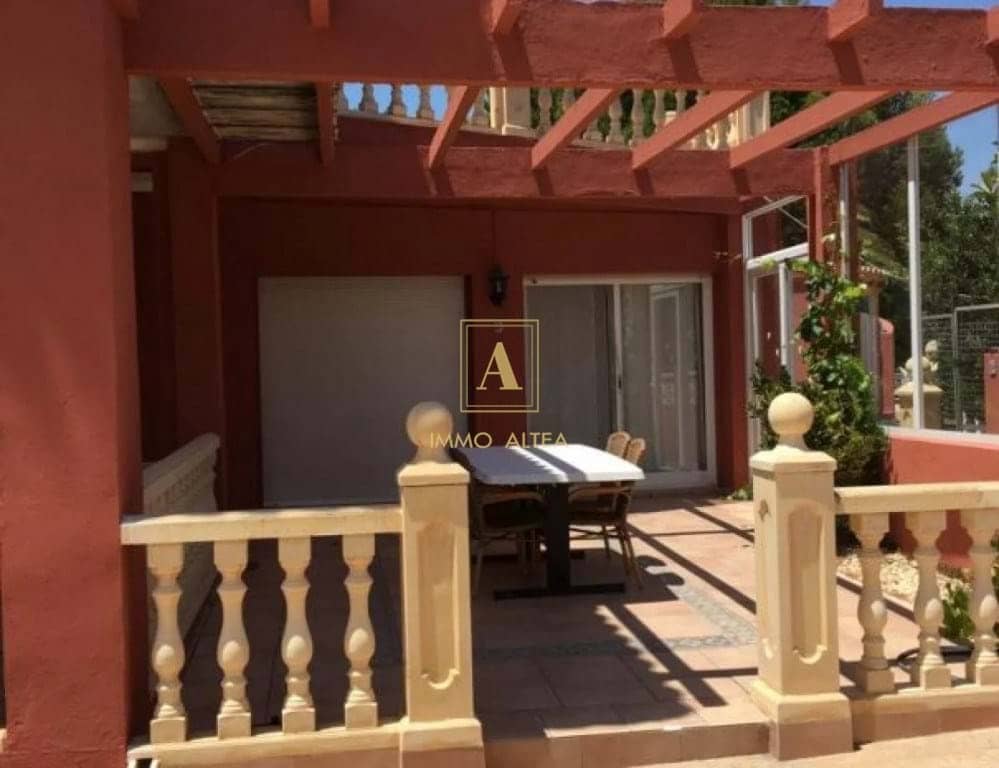 Chalet de 8 habitaciones en Alicante / Alacant ciudad en venta con garaje - 1.100.000 € (Ref: 9566843)