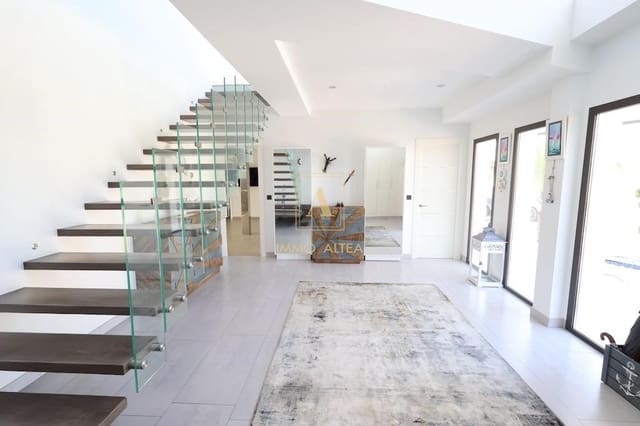 5 soveværelse Villa til salg i Alicante by med swimmingpool garage - € 2.499.000 (Ref: 9566845)