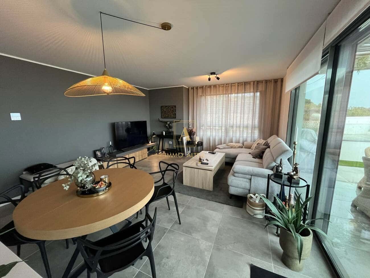 3 Zimmer Apartment zu verkaufen in Alicante / Alacant Stadt mit Pool - 455.000 € (Ref: 9566846)