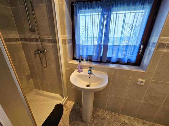 3 quarto Moradia para venda em Alicante cidade com garagem - 695 000 € (Ref: 9566847)