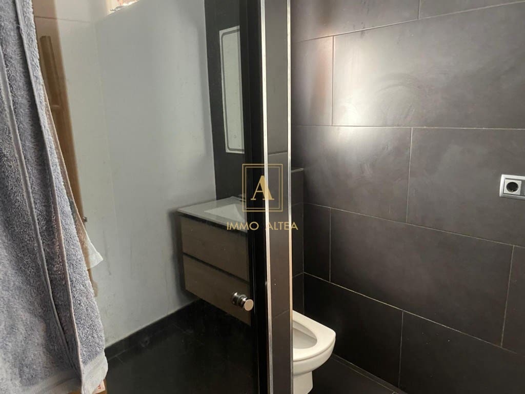 5 bedroom Villa for sale in Alicante / Alacant city with pool - € 1,450,000 (Ref: 9566850)