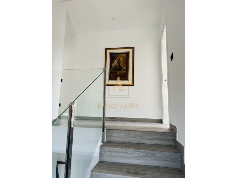 4 camera da letto Villa in vendita in Alicante citta con piscina garage - 1.090.000 € (Rif: 9566852)