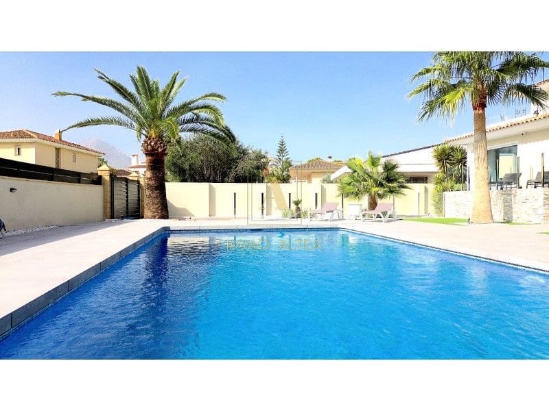 4 camera da letto Villa in vendita in Alicante citta con piscina garage - 1.090.000 € (Rif: 9566852)