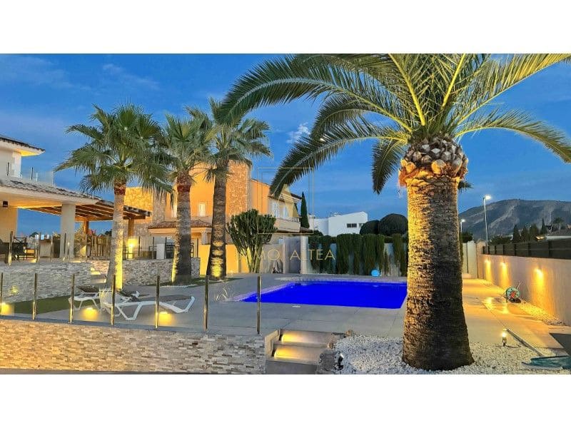 4 camera da letto Villa in vendita in Alicante citta con piscina garage - 1.090.000 € (Rif: 9566852)