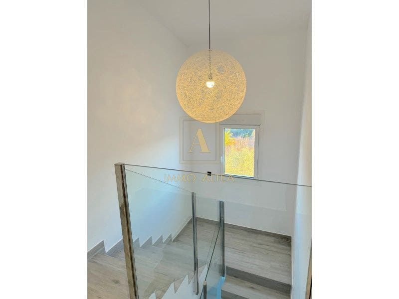 4 camera da letto Villa in vendita in Alicante citta con piscina garage - 1.090.000 € (Rif: 9566852)