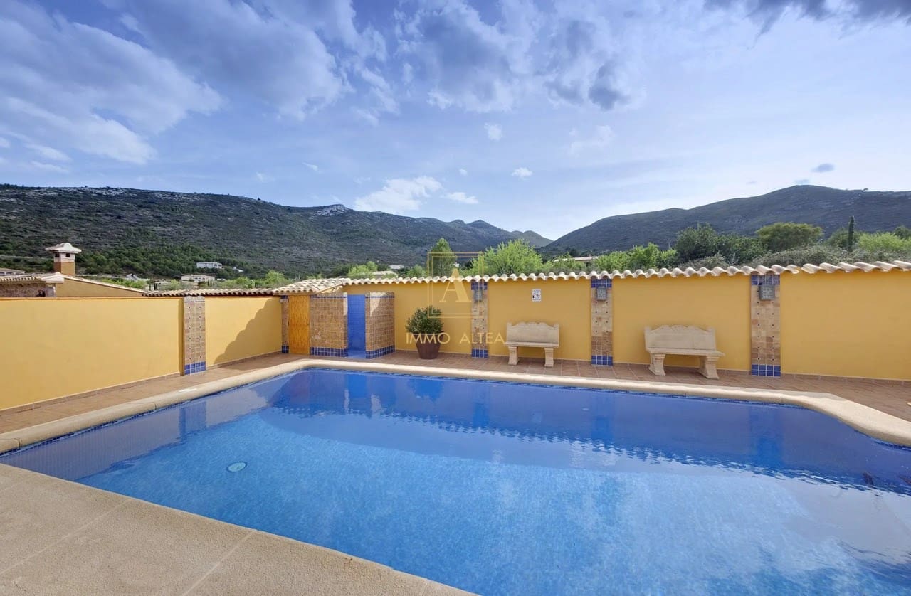 10 soveværelse Finca/Landehus til salg i Alicante by med swimmingpool - € 1.550.000 (Ref: 9566854)
