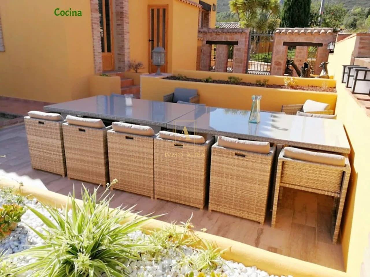 10 soveværelse Finca/Landehus til salg i Alicante by med swimmingpool - € 1.550.000 (Ref: 9566854)