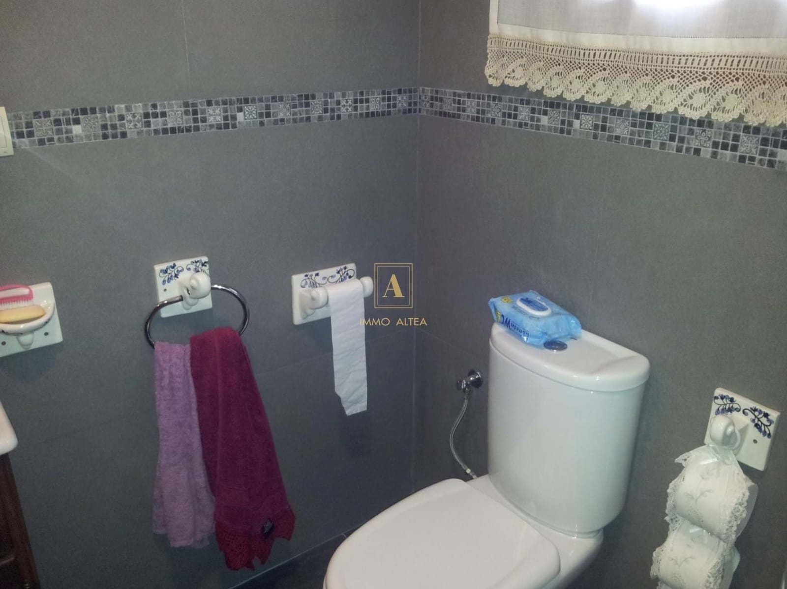 Chalet de 5 habitaciones en Alicante / Alacant ciudad en venta con garaje - 585.000 € (Ref: 9566855)