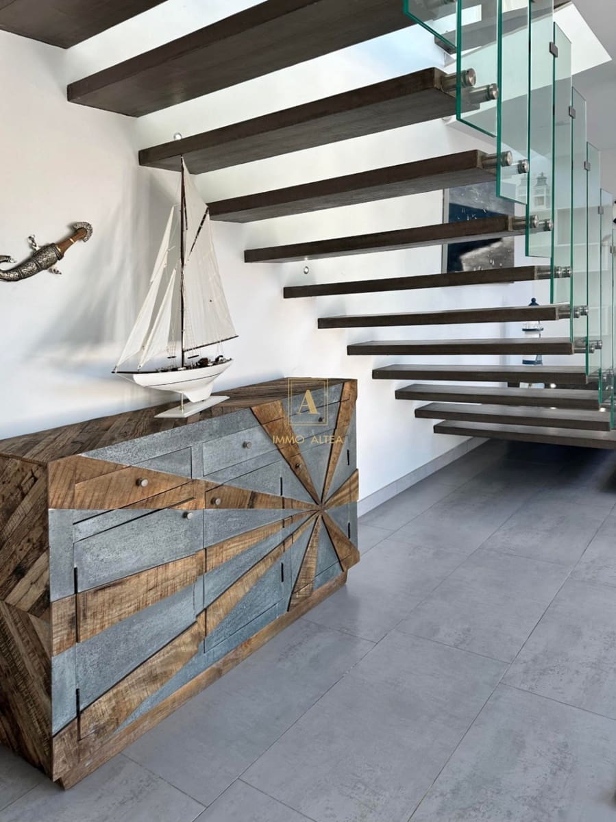 5 camera da letto Villa in vendita in Alicante citta con garage - 2.350.000 € (Rif: 9566857)