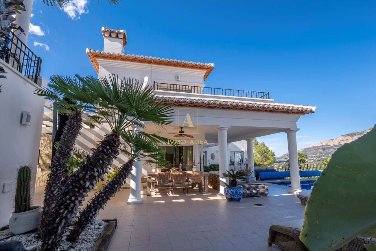 4 sypialnia Willa na sprzedaż w Miasto Alicante / Alacant z basenem - 1 400 000 € (Ref: 9566859)