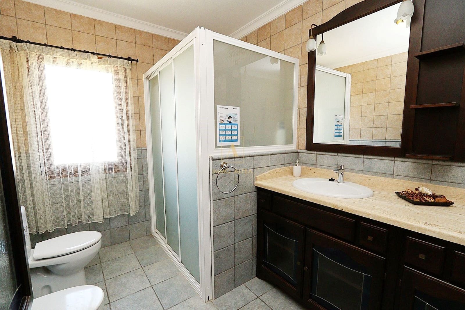 9 soveværelse Finca/Landehus til salg i Alicante by med garage - € 680.000 (Ref: 9566861)