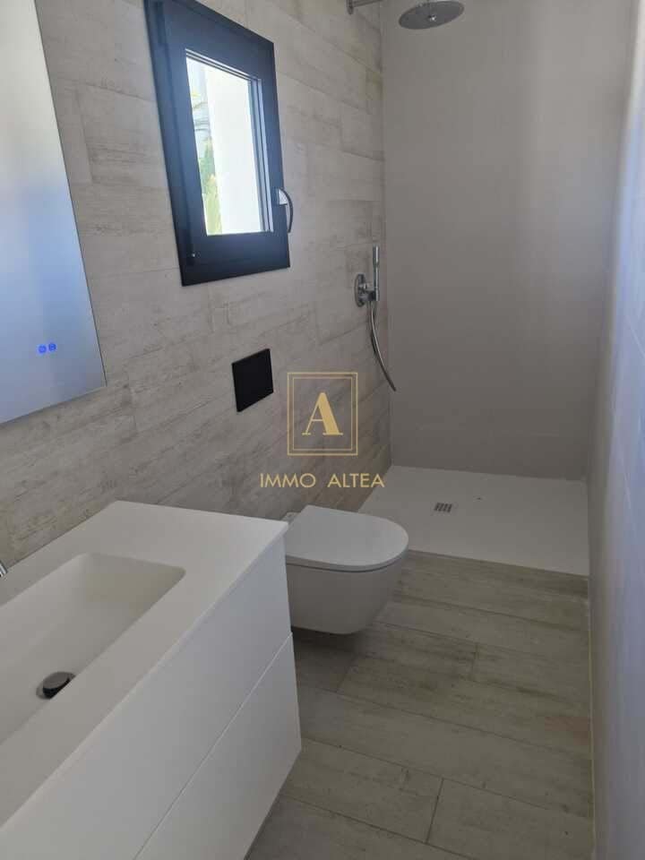 4 camera da letto Villa in vendita in Alicante citta - 1.075.000 € (Rif: 9566864)