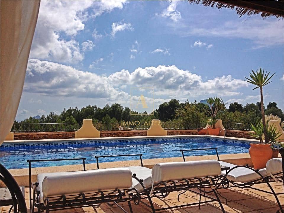 8 soveværelse Finca/Landehus til salg i Alicante by med swimmingpool - € 1.399.994 (Ref: 9566865)
