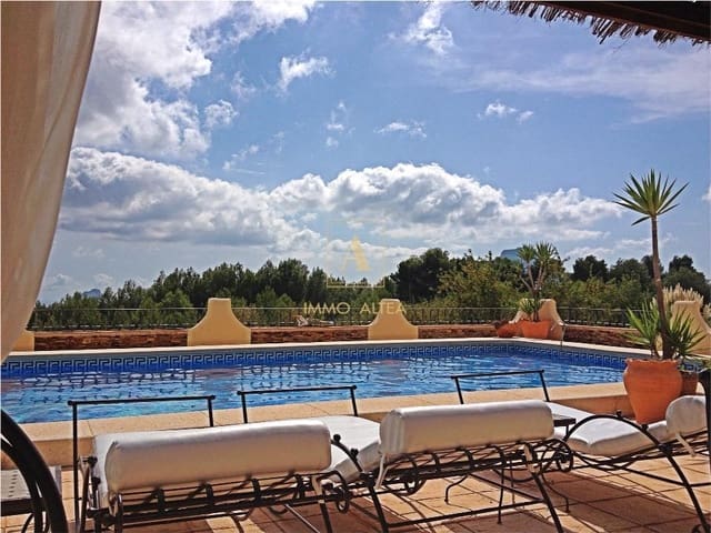 8 soveværelse Finca/Landehus til salg i Alicante by med swimmingpool - € 1.399.994 (Ref: 9566865)