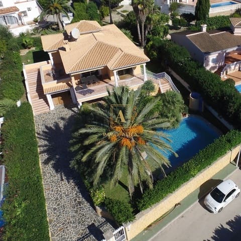 4 camera da letto Villa in vendita in Alicante città con piscina garage - 965.000 € (Rif: 9566867)