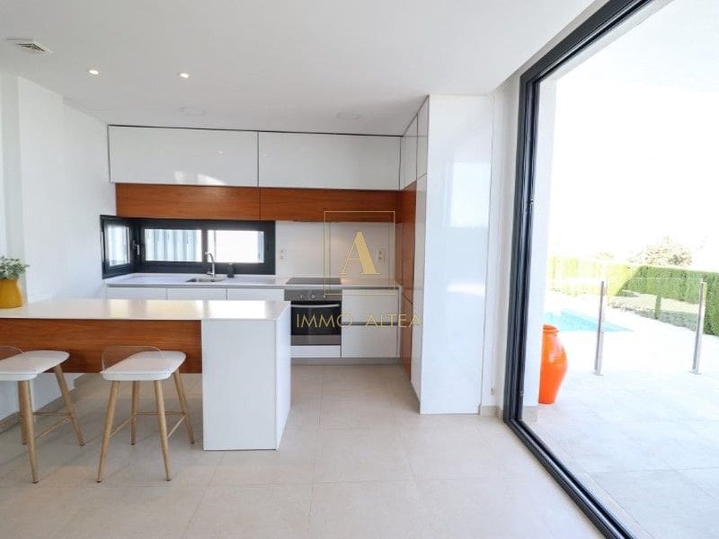 3 soveværelse Villa til salg i Polop med swimmingpool garage - € 559.000 (Ref: 9566869)