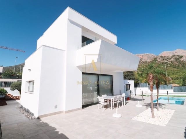 3 soveværelse Villa til salg i Polop med swimmingpool garage - € 559.000 (Ref: 9566869)
