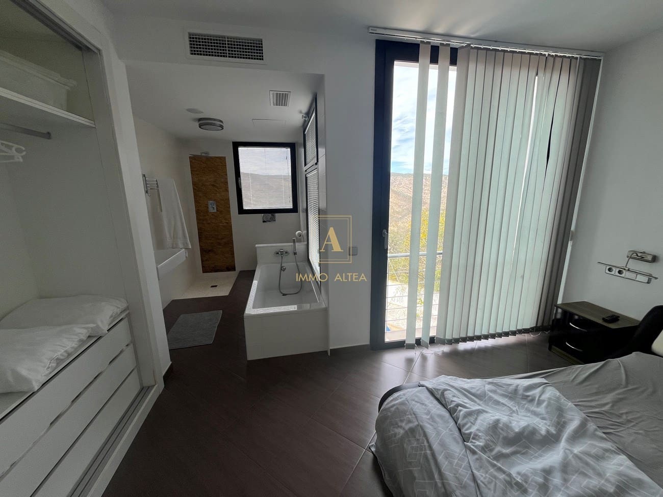 4 quarto Moradia para venda em Alicante cidade - 2 750 000 € (Ref: 9566871)