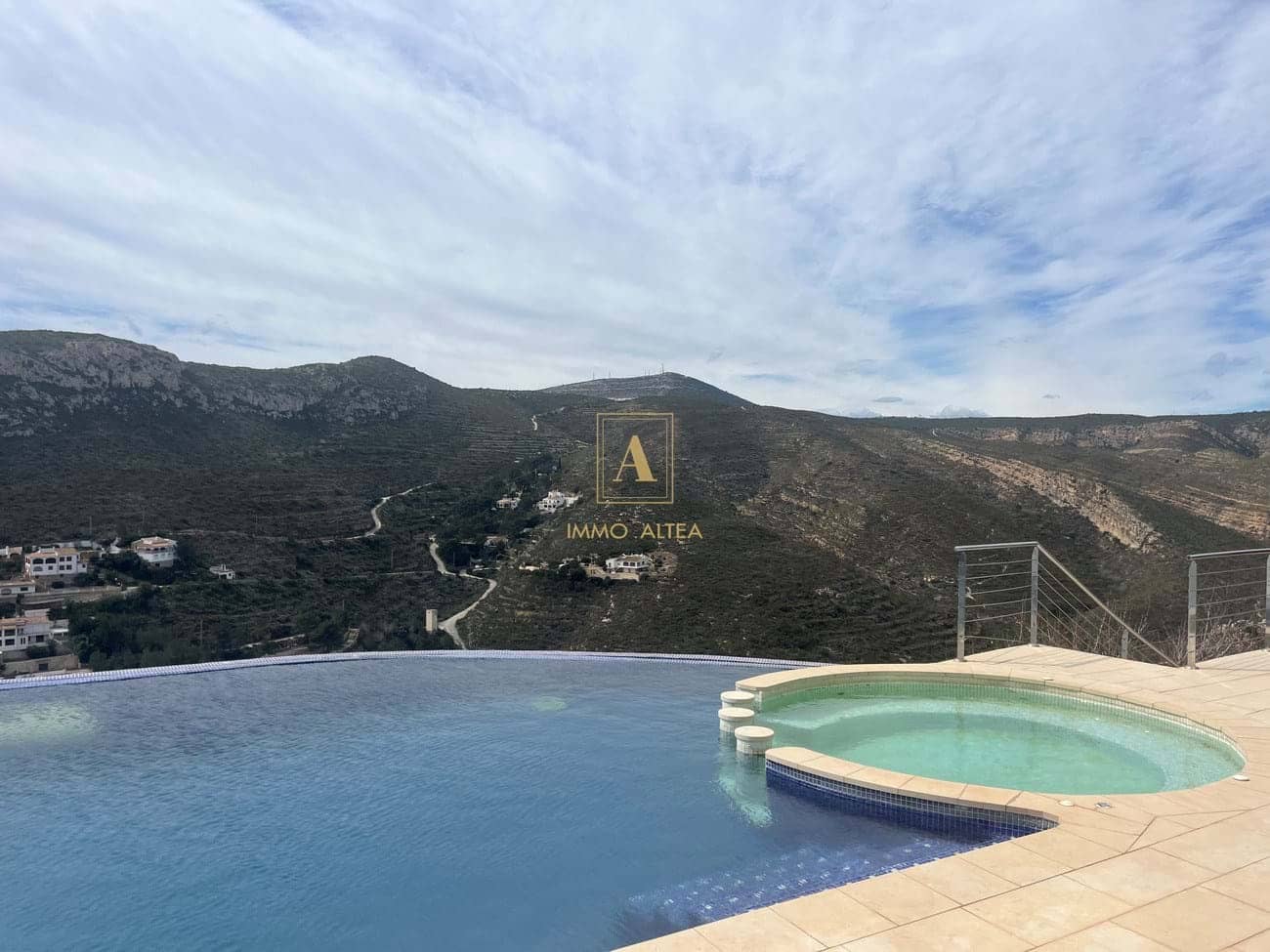 4 quarto Moradia para venda em Alicante cidade - 2 750 000 € (Ref: 9566871)