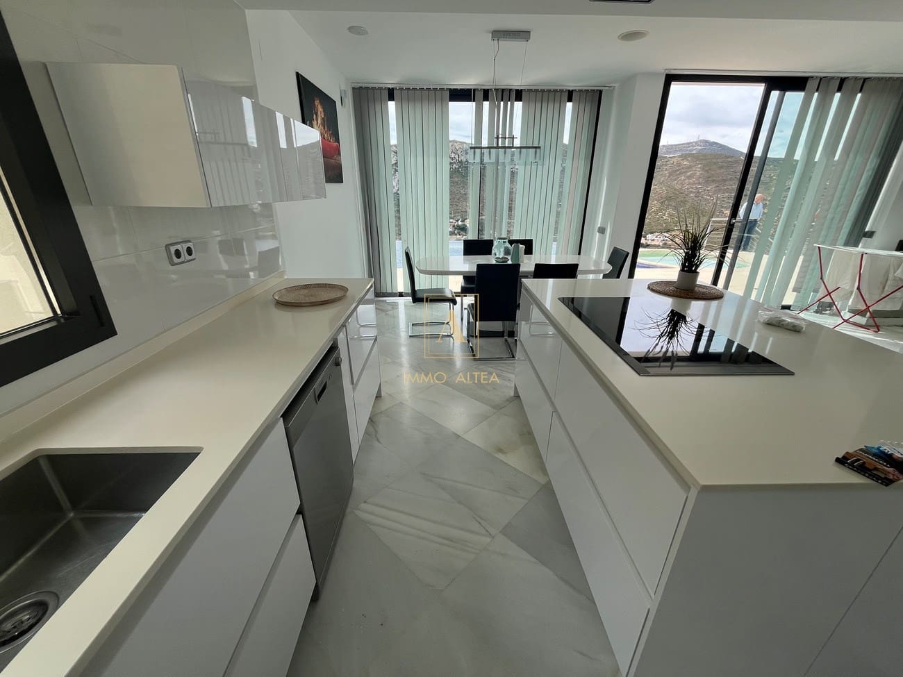 4 quarto Moradia para venda em Alicante cidade - 2 750 000 € (Ref: 9566871)