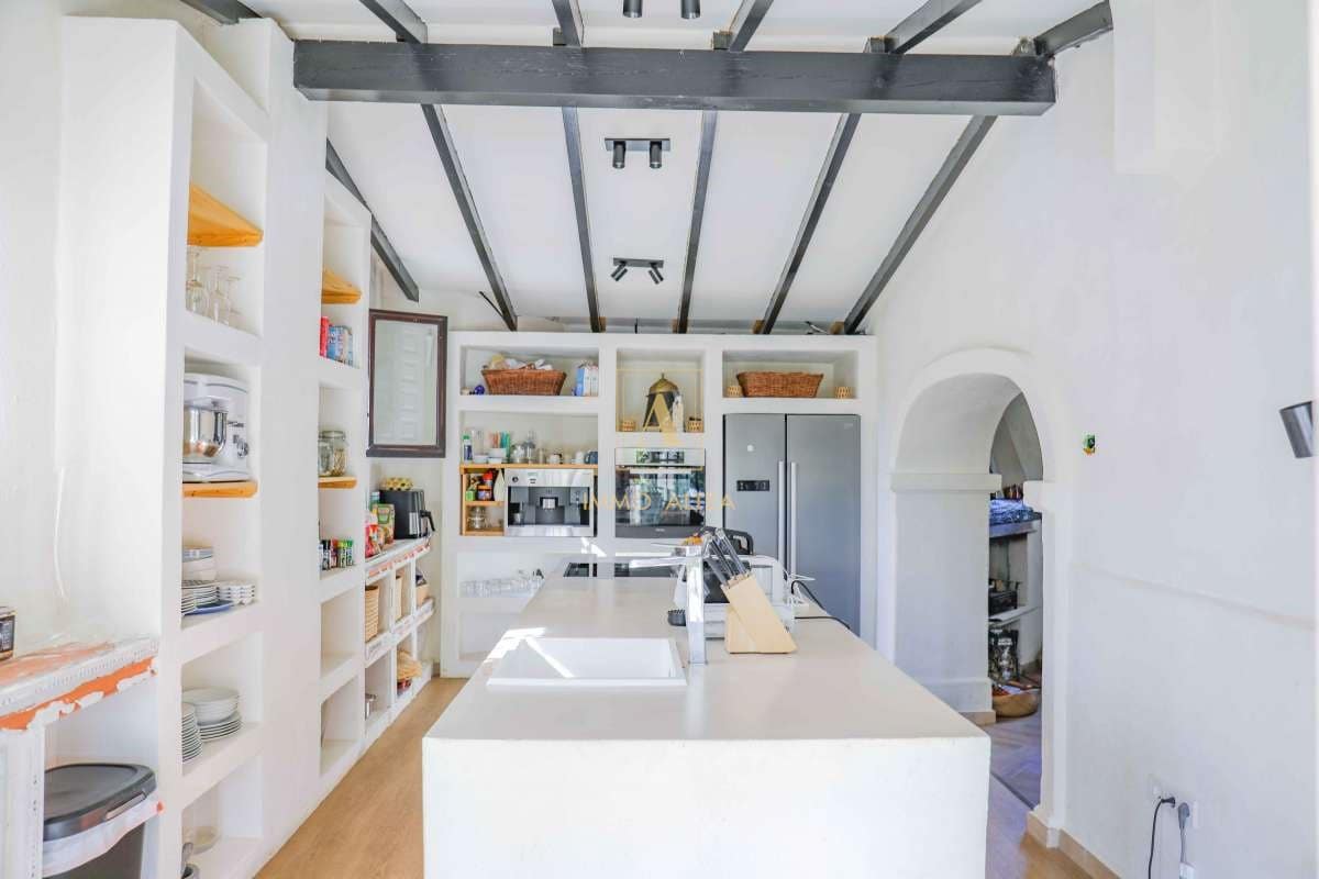 5 sypialnia Willa na sprzedaż w Miasto Alicante / Alacant z garażem - 1 550 000 € (Ref: 9566875)