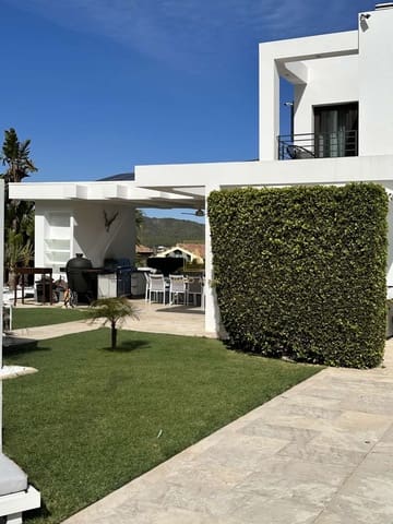 5 Zimmer Villa zu verkaufen in Alicante / Alacant Stadt - 2.350.000 € (Ref: 9566877)