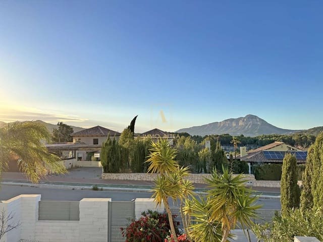 5 Zimmer Villa zu verkaufen in Alicante / Alacant Stadt - 2.350.000 € (Ref: 9566877)