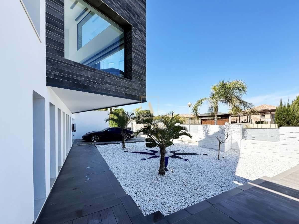5 camera da letto Villa in vendita in Alicante citta - 2.350.000 € (Rif: 9566877)