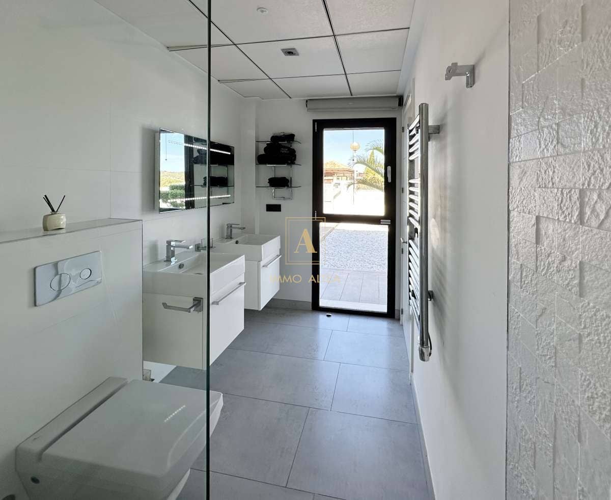 5 camera da letto Villa in vendita in Alicante citta - 2.350.000 € (Rif: 9566877)