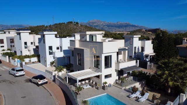 3 chambre Villa/Maison à vendre à Alicante ville avec garage - 549 000 € (Ref: 9566883)