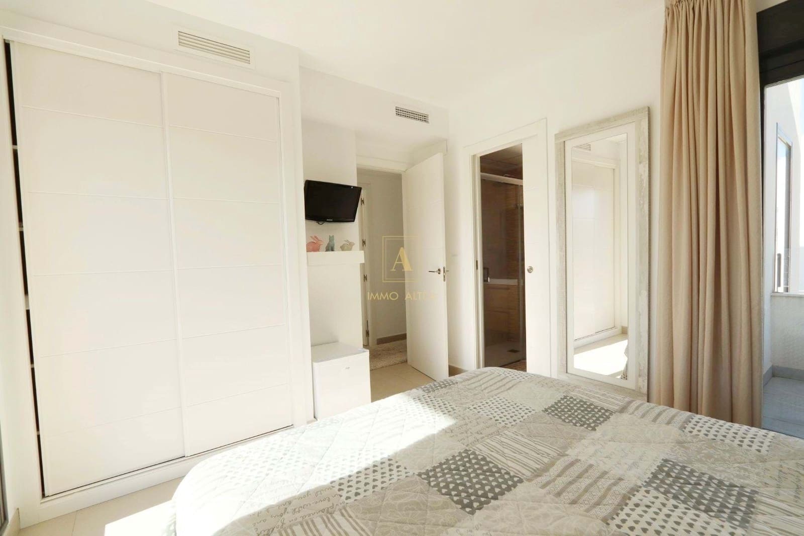 3 chambre Villa/Maison à vendre à Alicante ville avec garage - 549 000 € (Ref: 9566883)