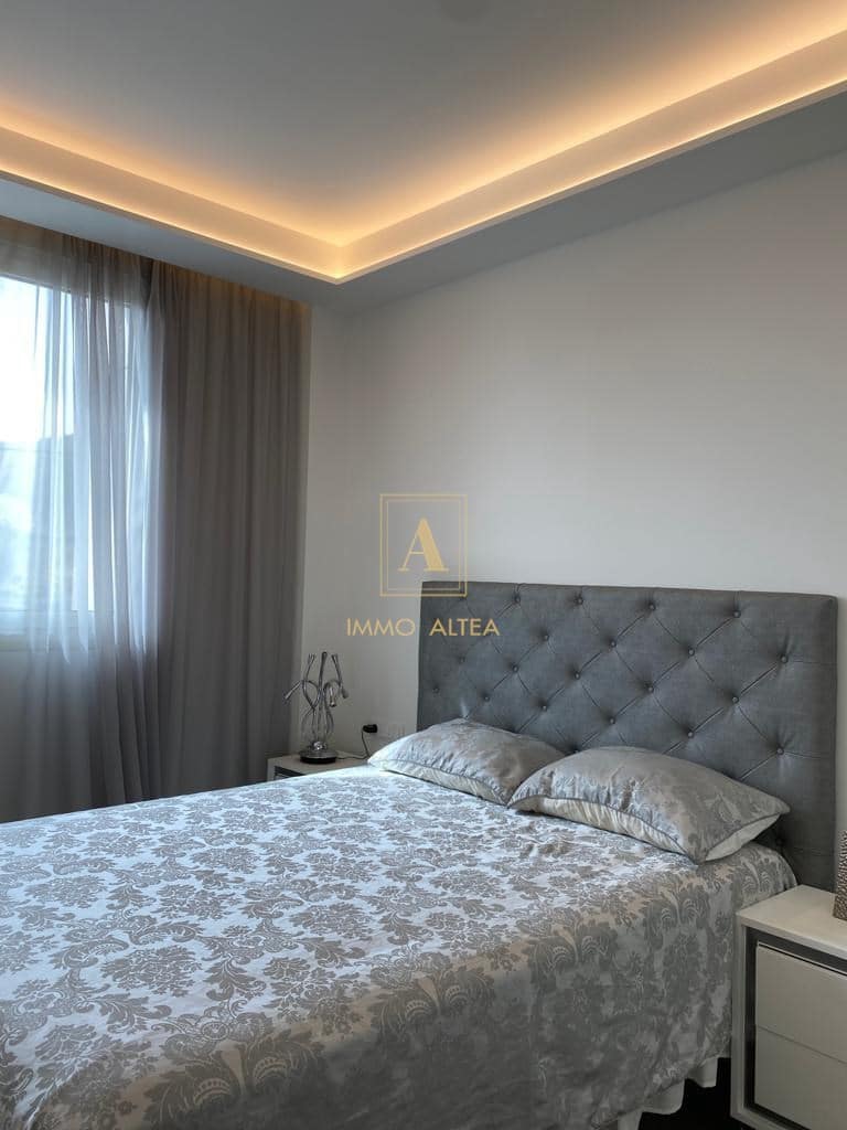 3 makuuhuone Huvila myytävänä paikassa Alicante kaupunki - 3 255 000 € (Ref: 9566884)