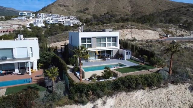 3 Zimmer Villa zu verkaufen in Alicante / Alacant Stadt mit Garage - 1.100.000 € (Ref: 9566890)