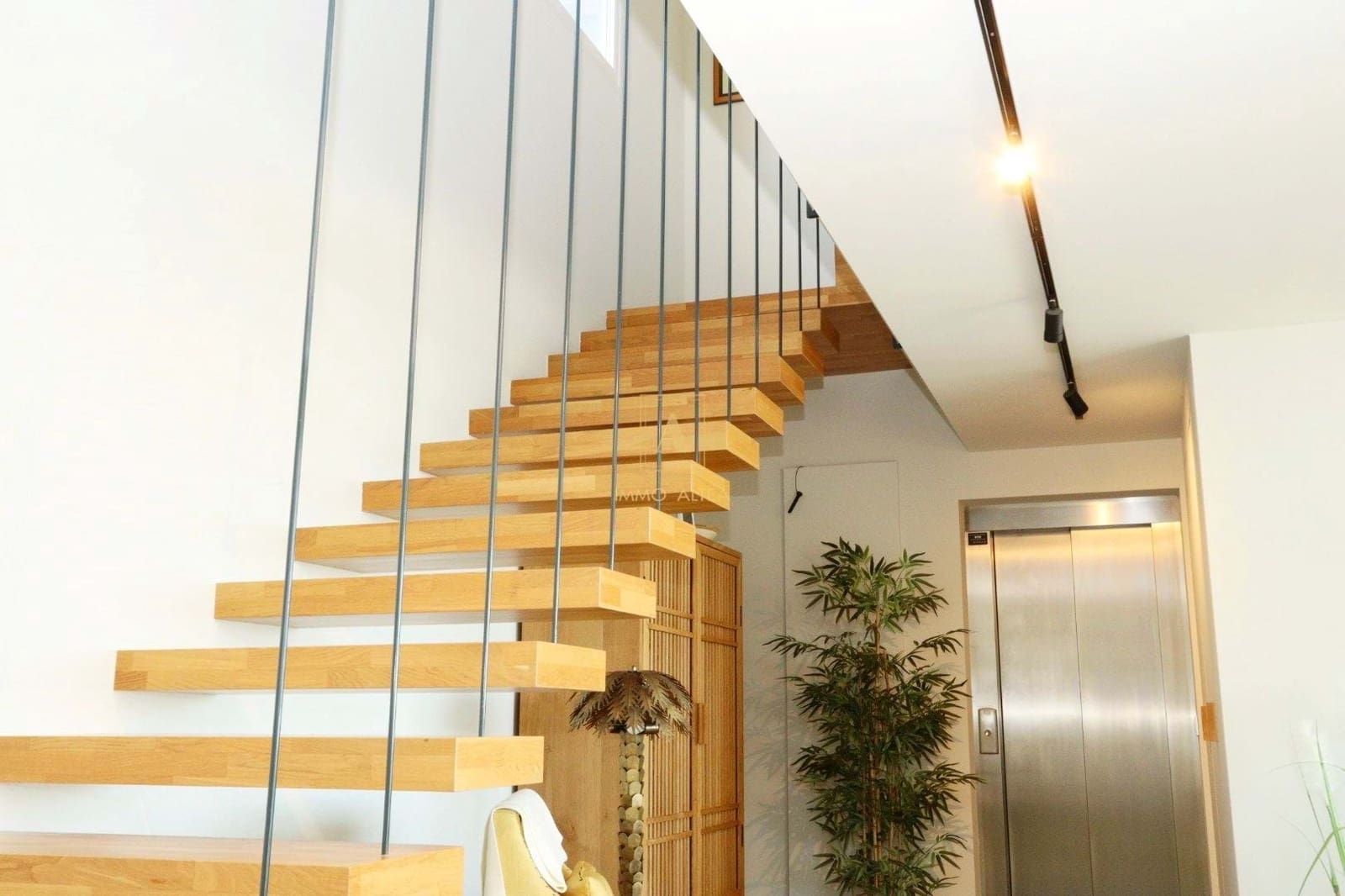 3 Zimmer Villa zu verkaufen in Alicante / Alacant Stadt mit Garage - 1.100.000 € (Ref: 9566890)