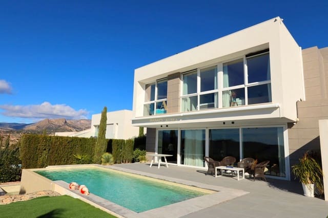 3 Zimmer Villa zu verkaufen in Alicante / Alacant Stadt mit Garage - 1.100.000 € (Ref: 9566890)